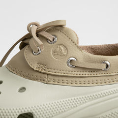 Women / Men Crocs - Classic Boat Shoe